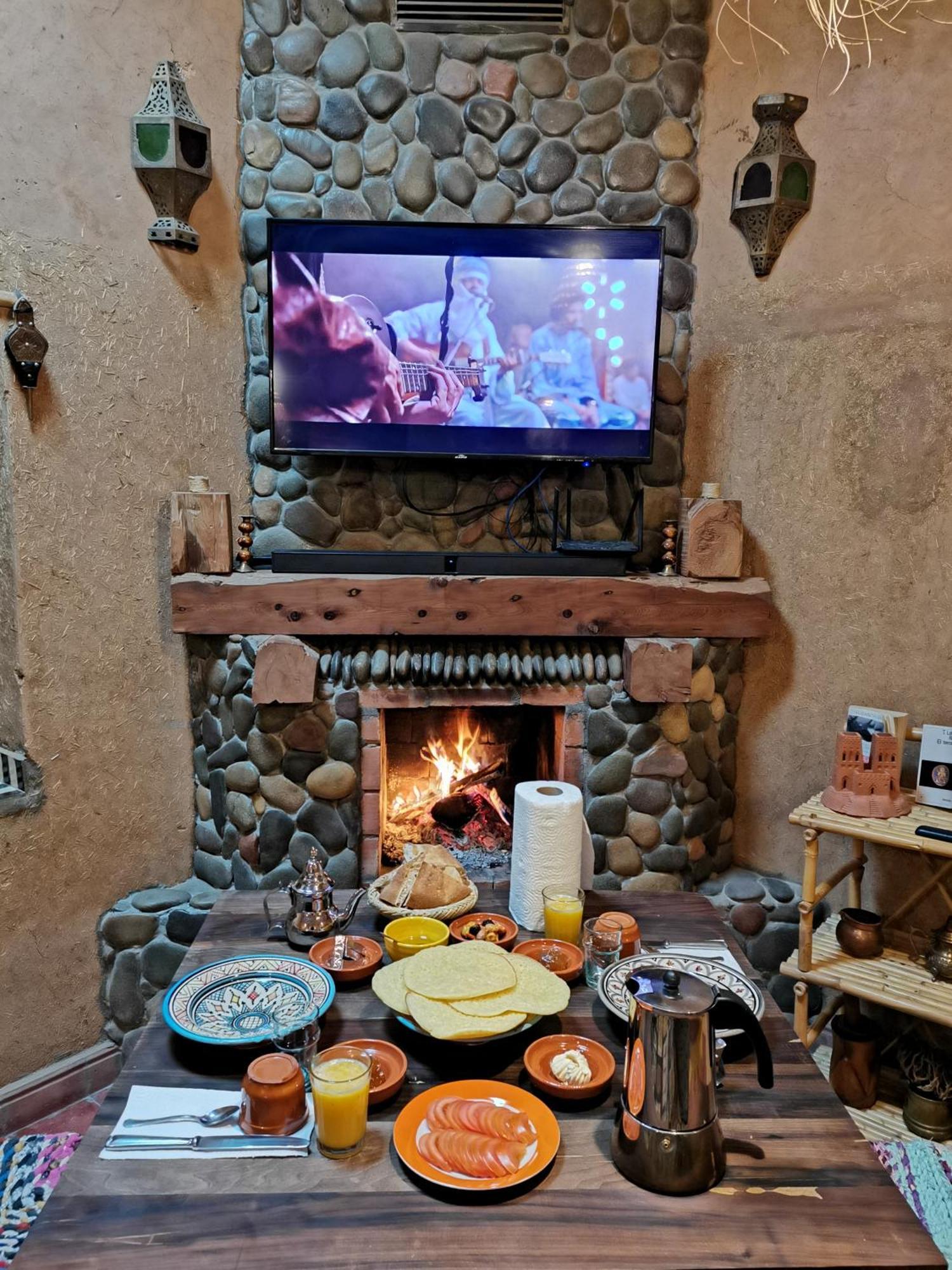 Maison D'Hote Tamatart - Homestay Kelaat-M'Gouna Buitenkant foto